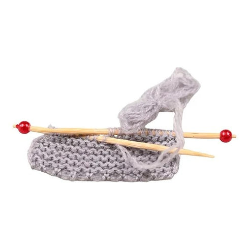 Knitting for Nisse Door