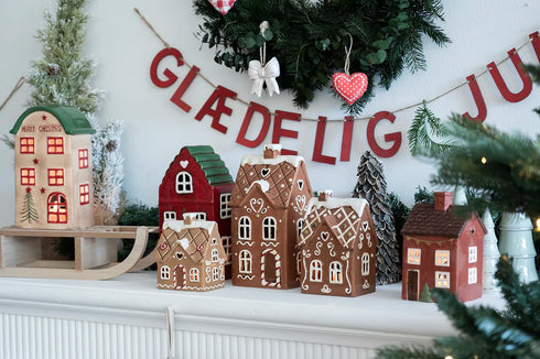 Keramikhus, Christmas Joy, Brunt, H 21cm