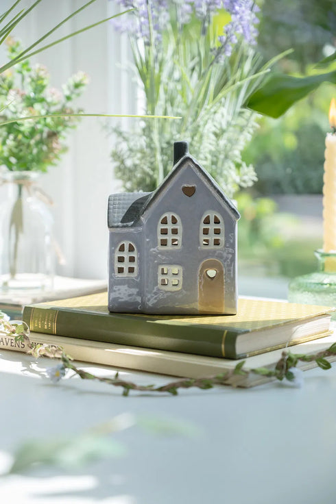 Keramikhus, Lila, H 15cm