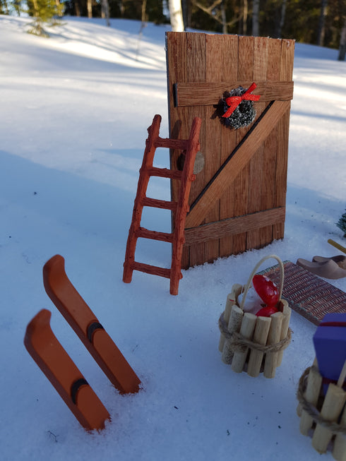 Nissedörr - 9 delar - trädörr, julgran, kvast mm